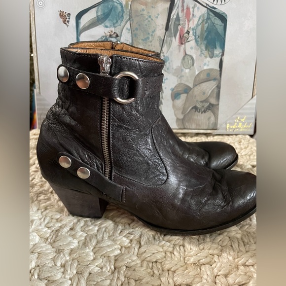 Calleen Cordero Leather Bootie Size 8.5. Boho, Goth, Cowgirl Chic. Gently worn - Picture 7 of 9